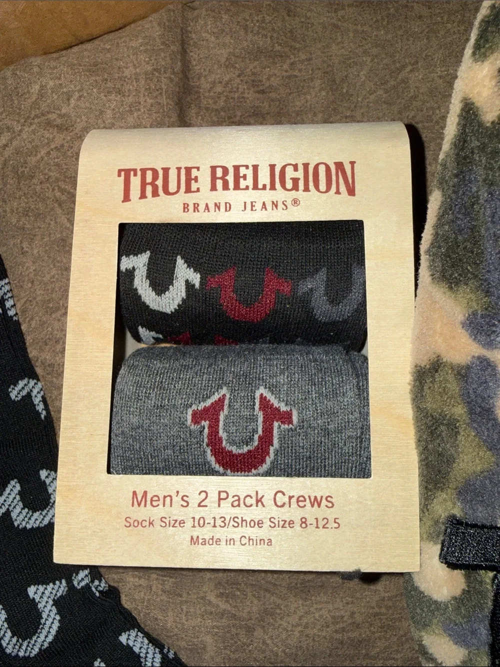 NEW True Religion Black, Gray and Camouflage Men's Sock & Slipper Set